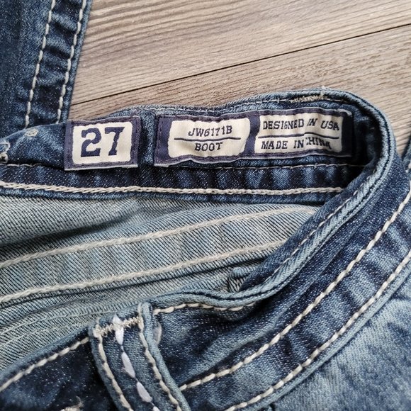 Miss Me Woman's Jeans - Picture 4 of 4